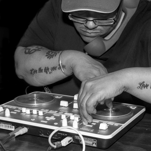 Jeanette - Nik ReD disc jockey