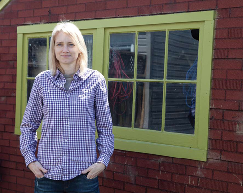 Lise - Sand y McLeod cummunity worker writer